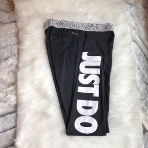 Women’s Nike dri-fit fleece lined leggings.